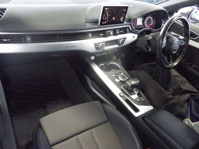 2016 Audi A4 Avant 2.0 TFSIQ Sport S La 4WD auction photo 3