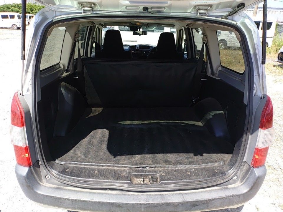 2017 Toyota Probox auction photo 8