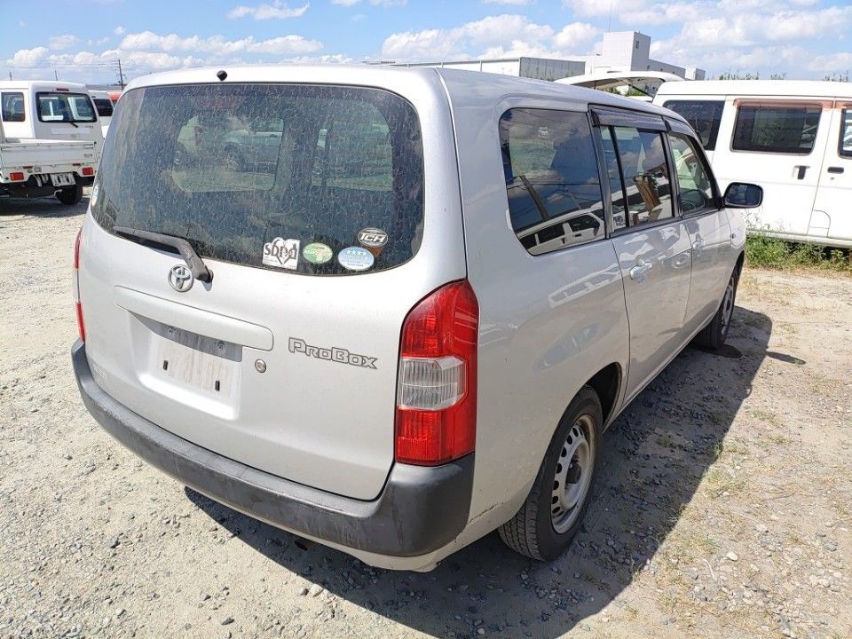 2017 Toyota Probox auction photo 2