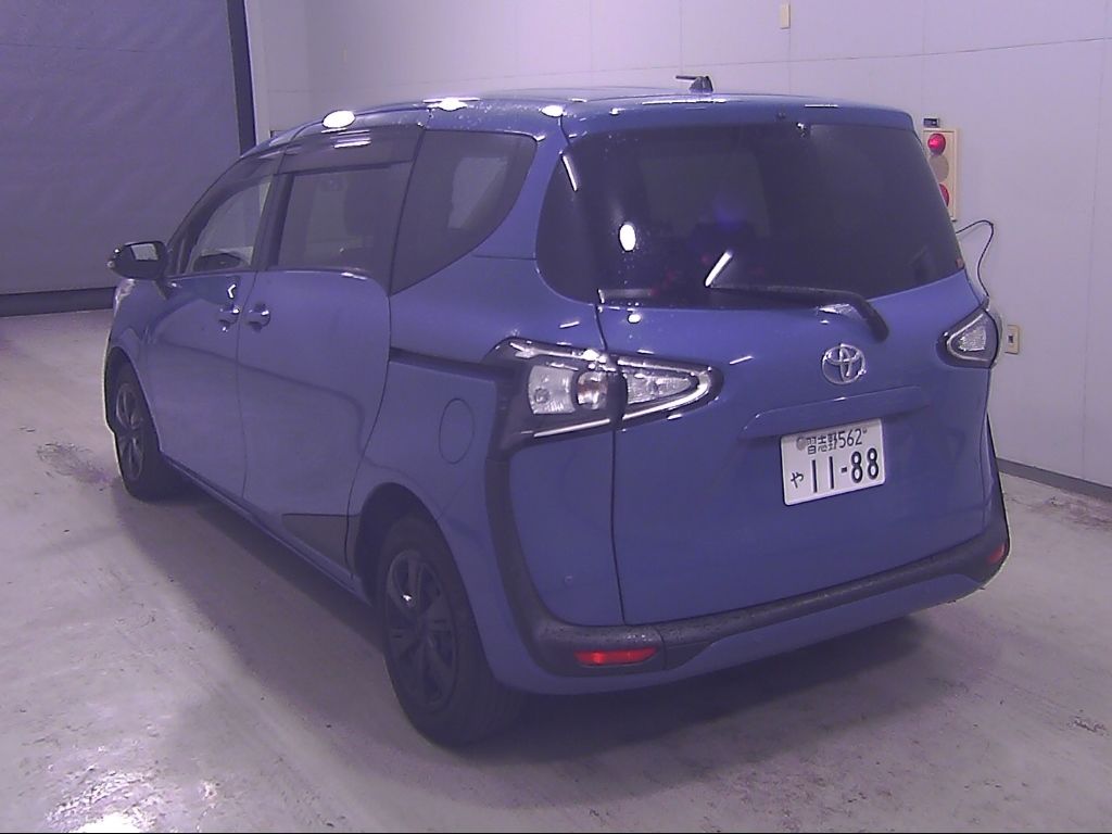 2022 Toyota Sienta GセーフティエディションII 7人 auction photo 5
