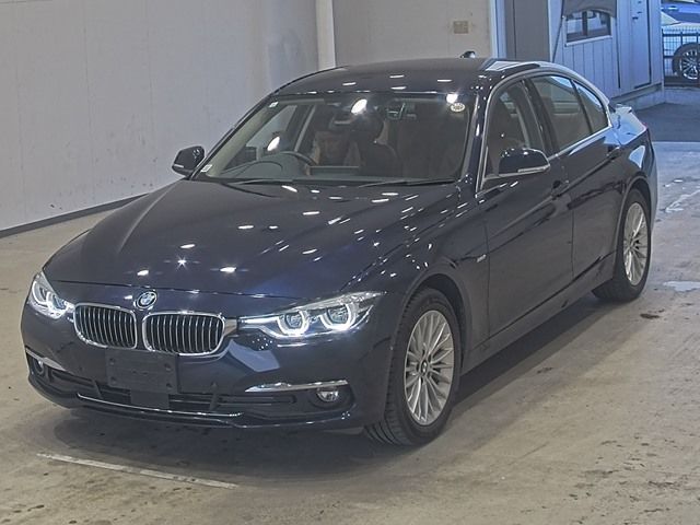 2017 BMW 3 Series 320D Luxury Japan auction vehicle
