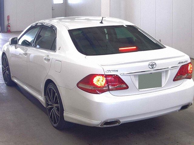 2010 Toyota Crown 2.5 Athlete Anniversary auction photo 2