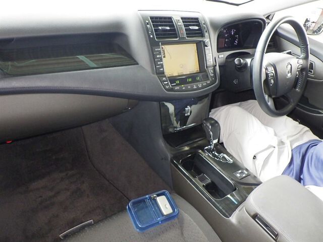 2010 Toyota Crown 2.5 Athlete Anniversary auction photo 3