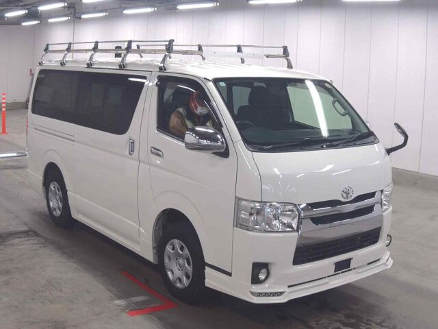 2014 Toyota Hiace Long Super GL 4WD Japan auction vehicle