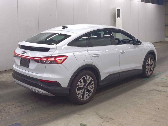 2023 Audi Q4スポーツバックeトロン 40アドバンスド auction photo 5