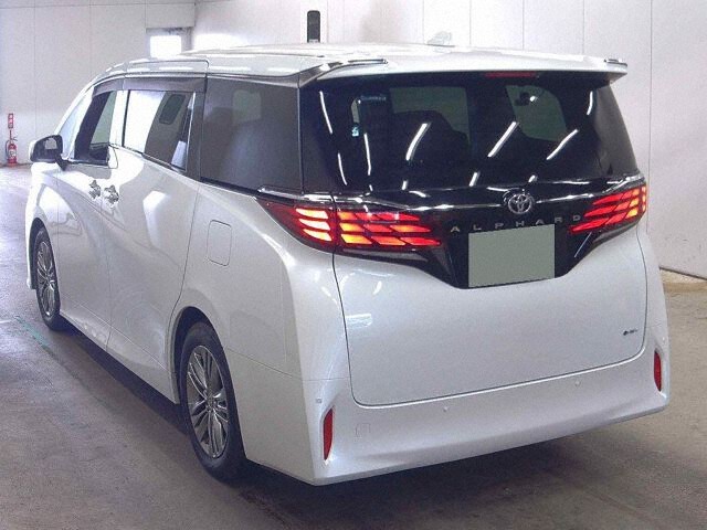 2024 Toyota Alphard Z auction photo 2
