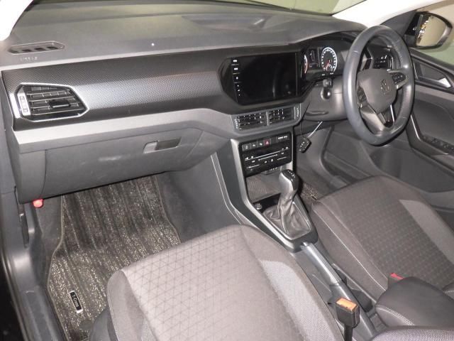 2021 Volkswagen VW T-Cross TSI Active auction photo 2