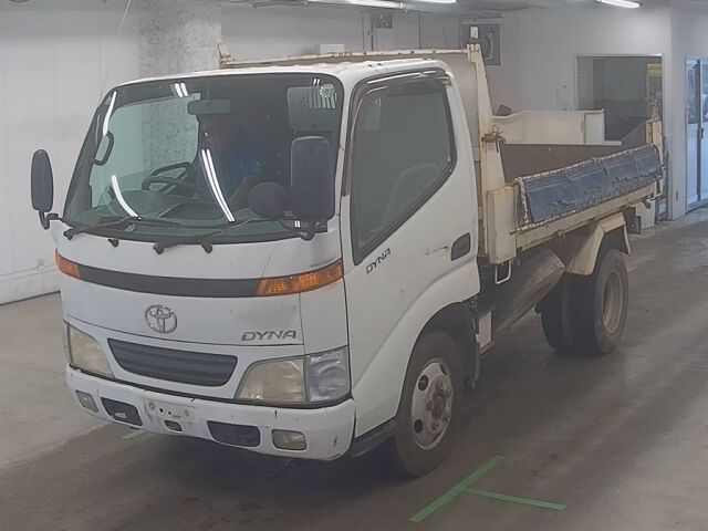 2001 Toyota Dyna ダンプ auction photo 4