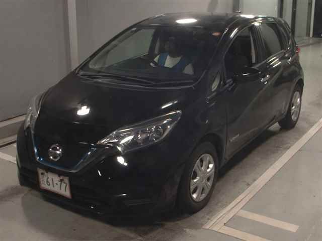 2016 Nissan Note e-パワーX auction photo 4