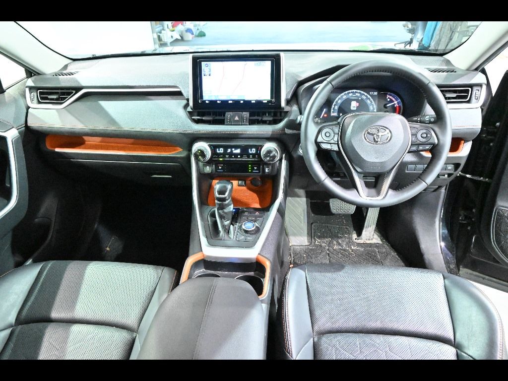 2019 Toyota RAV4 4WD アドベンチャー auction photo 3