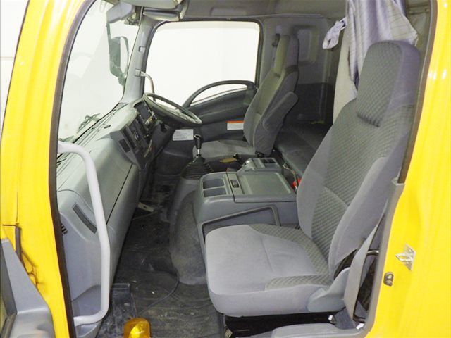 2019 Isuzu Forward クレーン付 auction photo 8
