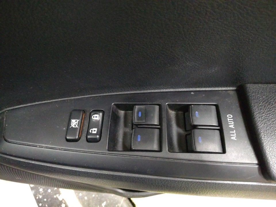 2019 Toyota Corolla Fielder auction photo 14