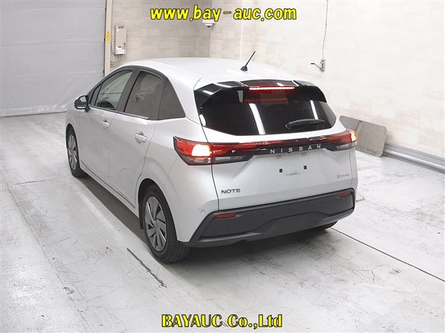 2022 Nissan Note S auction photo 2