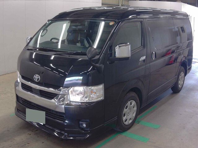 2024 Toyota Hiace GL auction photo 4