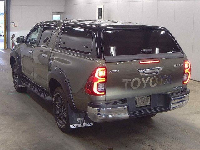 2022 Toyota Hilux Z 4WD auction photo 2