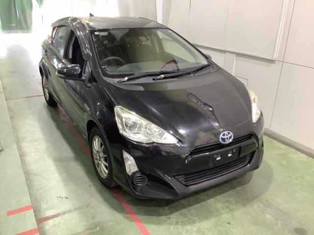 2016 Toyota Aqua S Japan auction vehicle