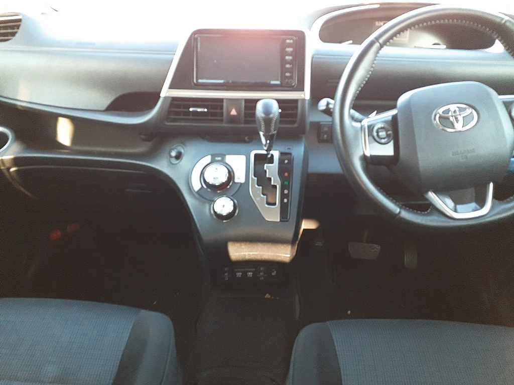 2021 Toyota Sienta Hybrid G ​​Safety ED2 auction photo 9