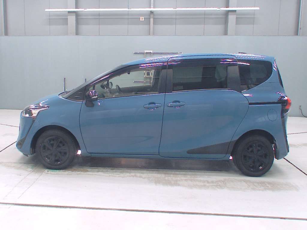 2021 Toyota Sienta Hybrid G ​​Safety ED2 auction photo 4