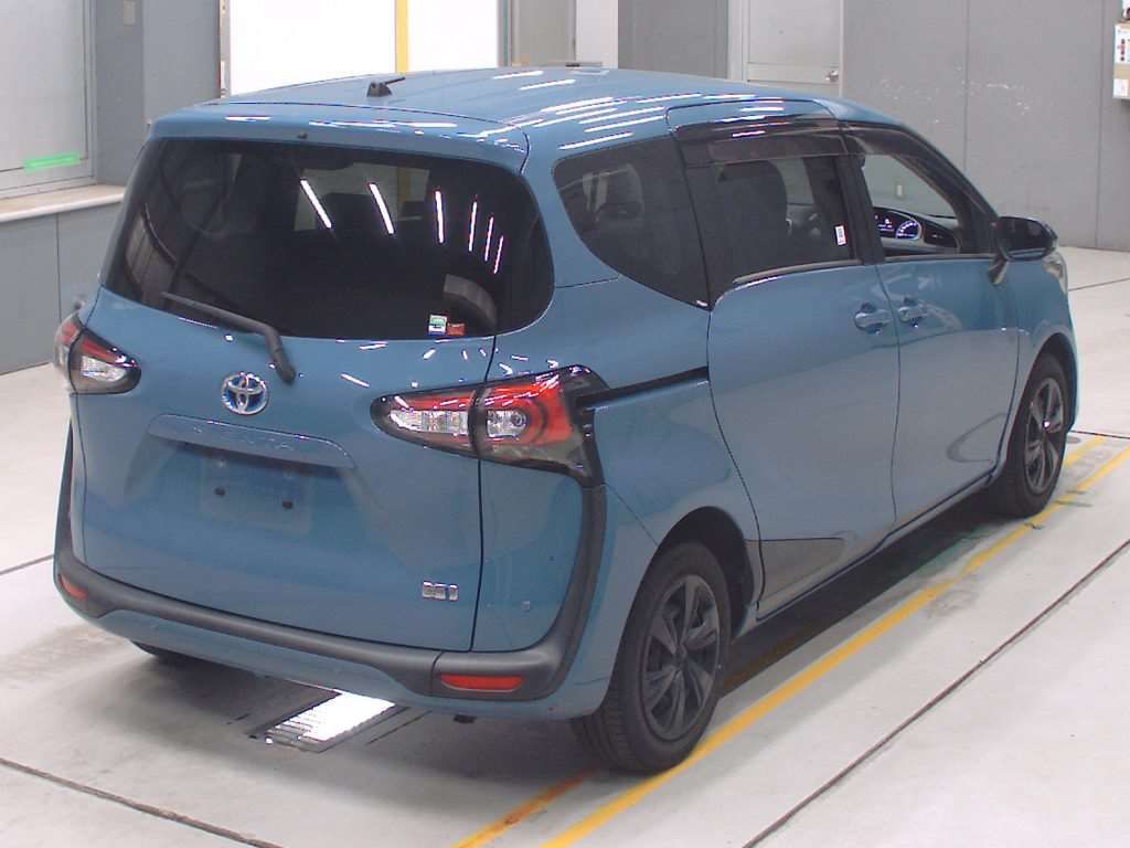 2021 Toyota Sienta Hybrid G ​​Safety ED2 auction photo 2