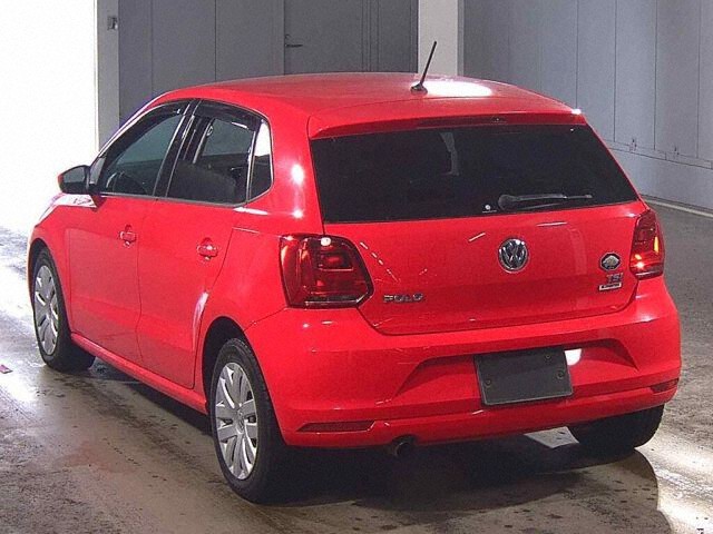 2014 Volkswagen ポロ TSIコンフォートライン auction photo 2