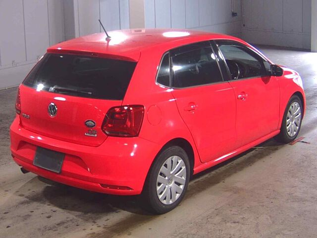 2014 Volkswagen ポロ TSIコンフォートライン auction photo 5