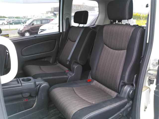 2015 Nissan Serena ハイウェイスターVセレクション+ auction photo 9