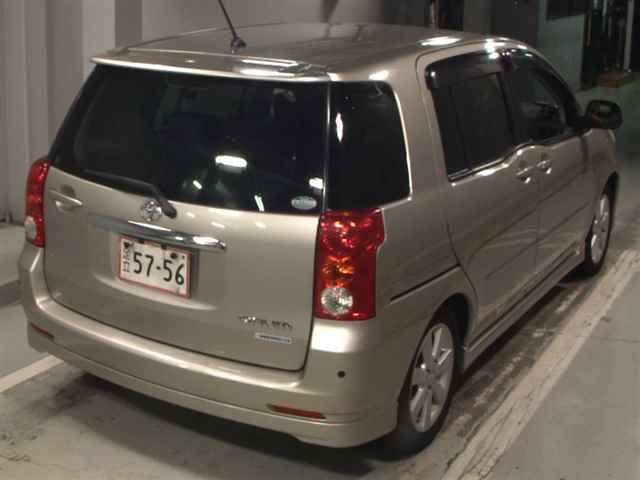 2003 Toyota Raum S Package auction photo 5