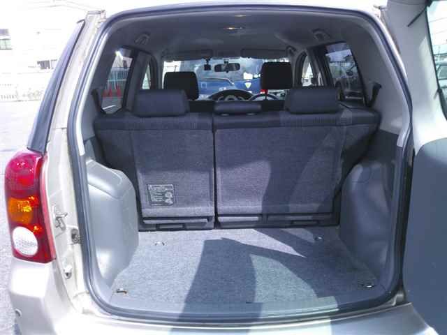 2003 Toyota Raum S Package auction photo 10