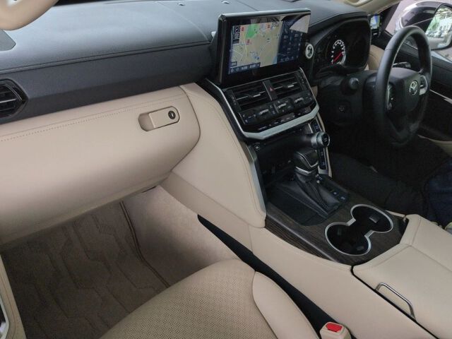 2024 Toyota Land Cruiser ZX 4WD auction photo 3