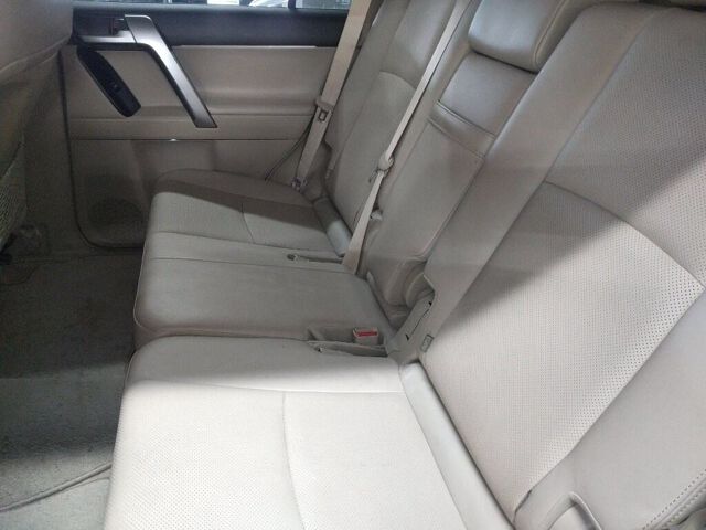 2022 Toyota Land Cruiser Prado TX L-P Matte Bra E 4WD auction photo 6