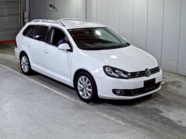 2011 Volkswagen ゴルフヴァリアント TSIコンフォートラインプレミアムエディション Japan auction vehicle