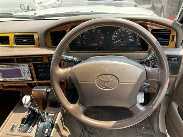 1997 Toyota Land Cruiser VXリミテッド 4WD auction photo 3