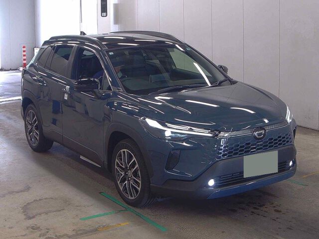 Japan Auction Vehicles 8 2026 Toyota Corolla Cross ハイブリッドZ auction photo