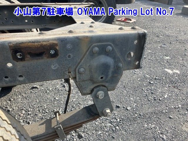 2010 Isuzu Elf シャーシ auction photo 7