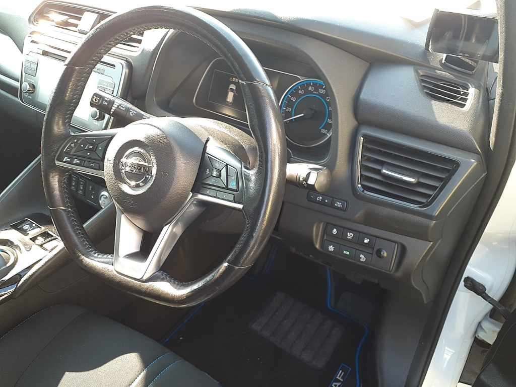 2018 Nissan Leaf G auction photo 9