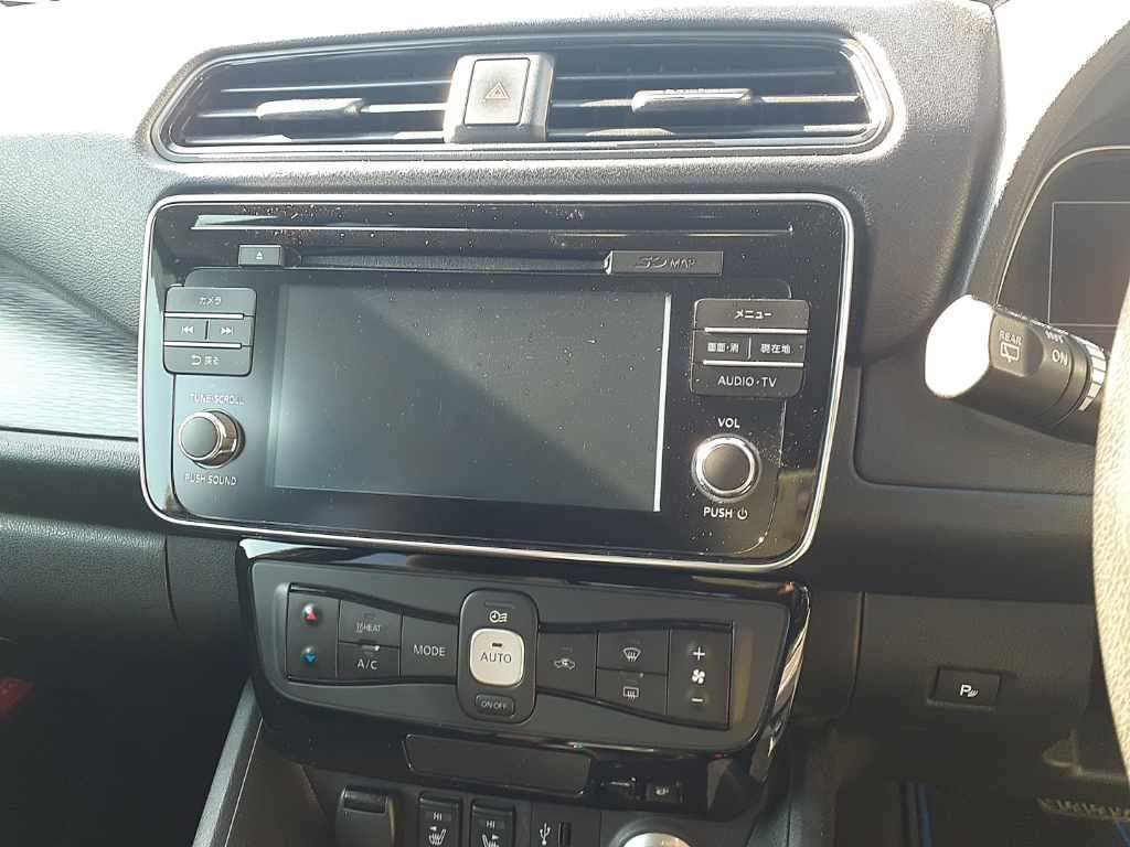 2018 Nissan Leaf G auction photo 12