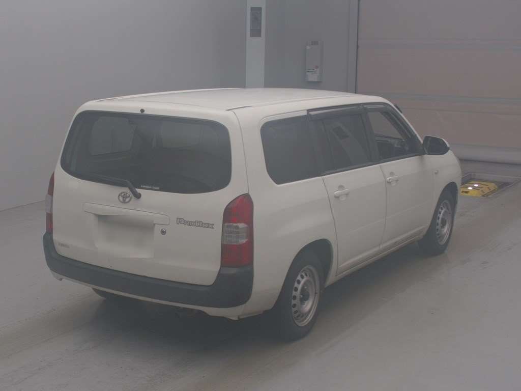 2021 Toyota Probox GL auction photo 2
