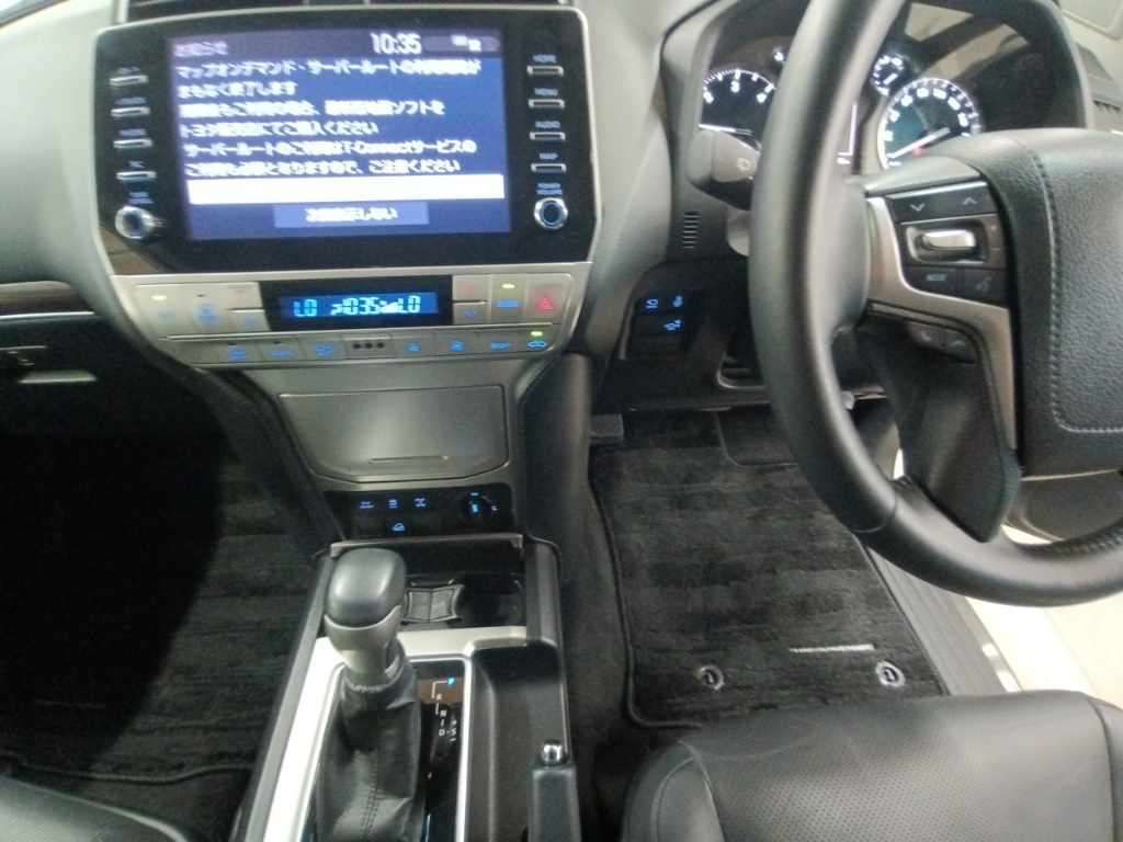 2023 Toyota Land Cruiser Prado TXL Package Matte Bra 4WD auction photo 11