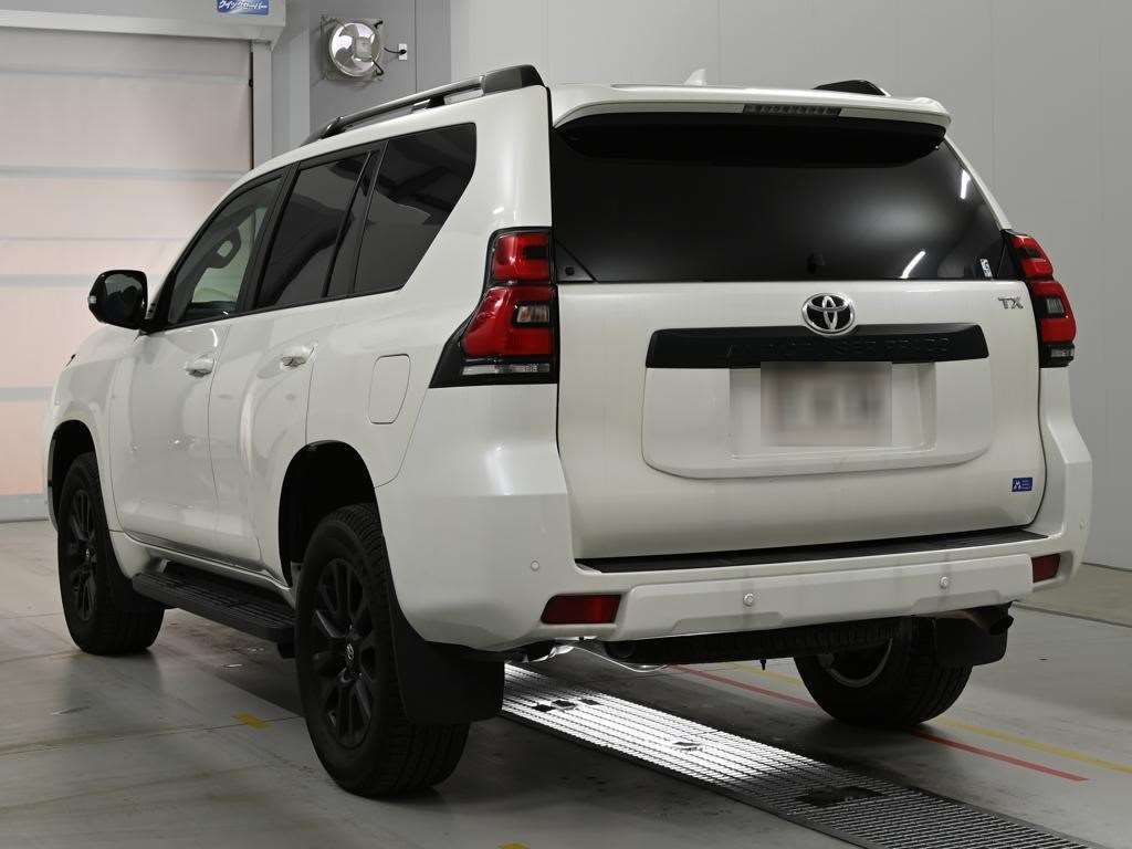 2023 Toyota Land Cruiser Prado TXL Package Matte Bra 4WD auction photo 6