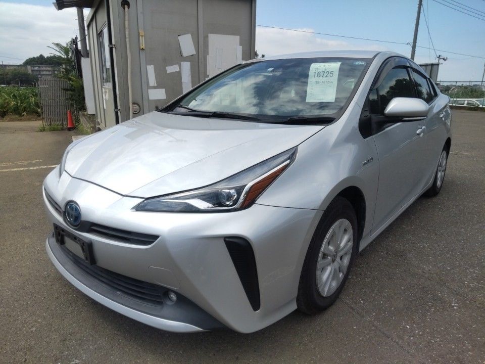 Japan Auction Vehicles 34 2019 Toyota Prius auction photo