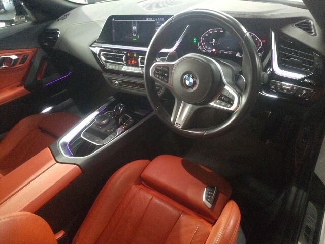 2019 BMW Z4 SDRIVE20IMスポ auction photo 3