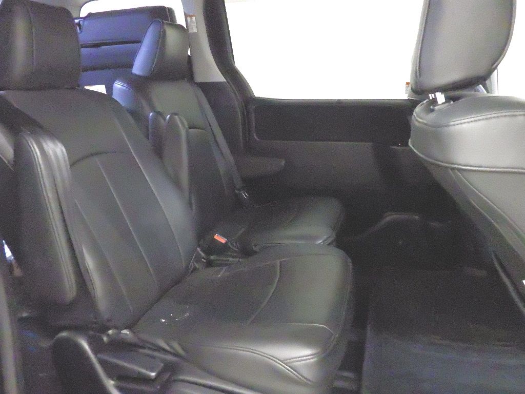 2016 Toyota Noah 4WD G 7 people auction photo 7