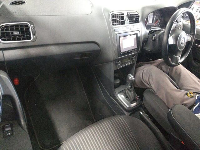 2011 Volkswagen ポロ TSIハイライン auction photo 3