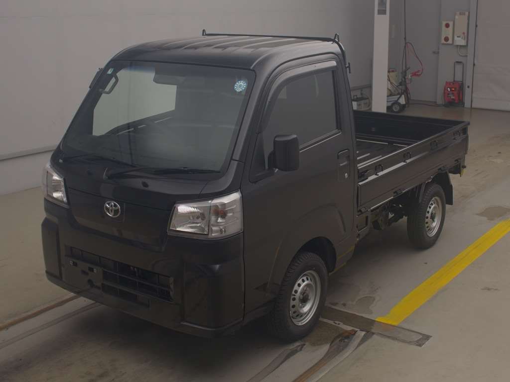 Japan Auction Vehicles 4 2026 Toyota Pixis Truck Standard auction photo