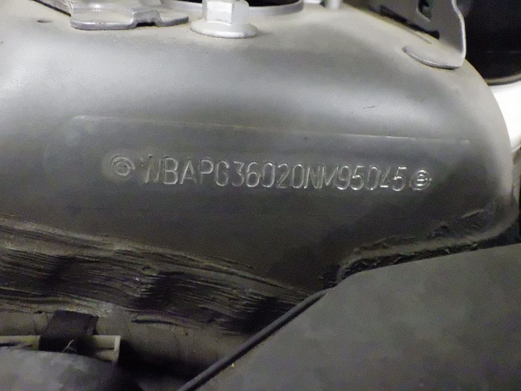 2010 BMW 3 Series 320i auction photo 12