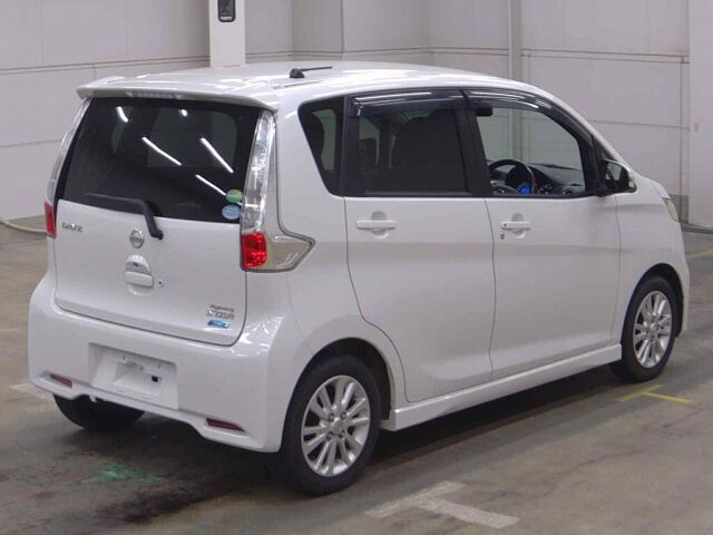 2013 Nissan Dayz ハイウェイスターX 4WD auction photo 5