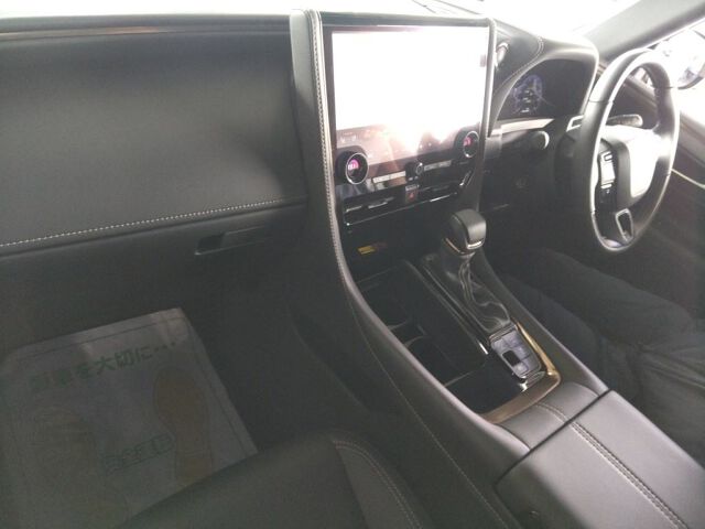2025 Toyota Alphard Z auction photo 3