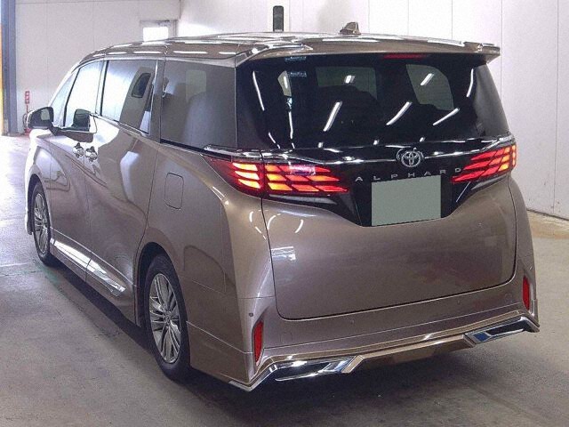 2025 Toyota Alphard Z auction photo 2