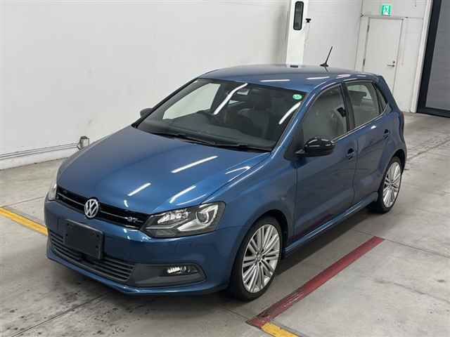2015 Volkswagen VWポロ5HB auction photo 4