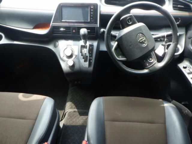2021 Toyota Sienta G クエロ auction photo 3